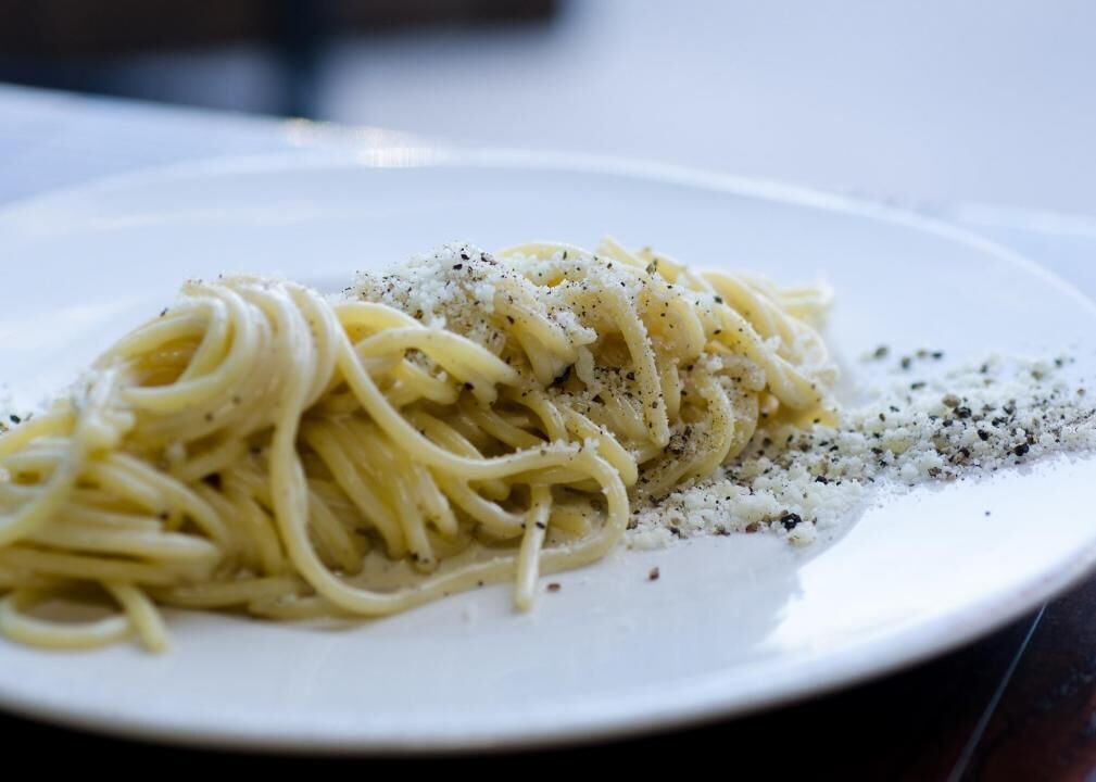Bucatini cacio e pepe